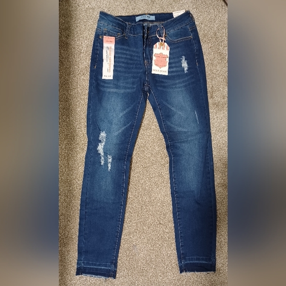 Wax Jean Medium Wash Skinny Jeans with Simple Distressing - Picture 1 of 4